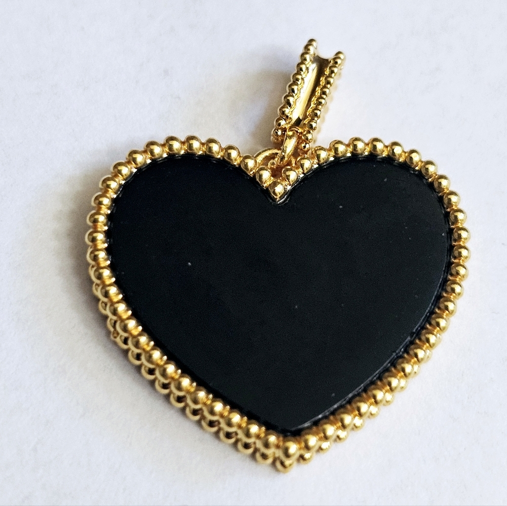 🪷18k Onyx Heart Pendant